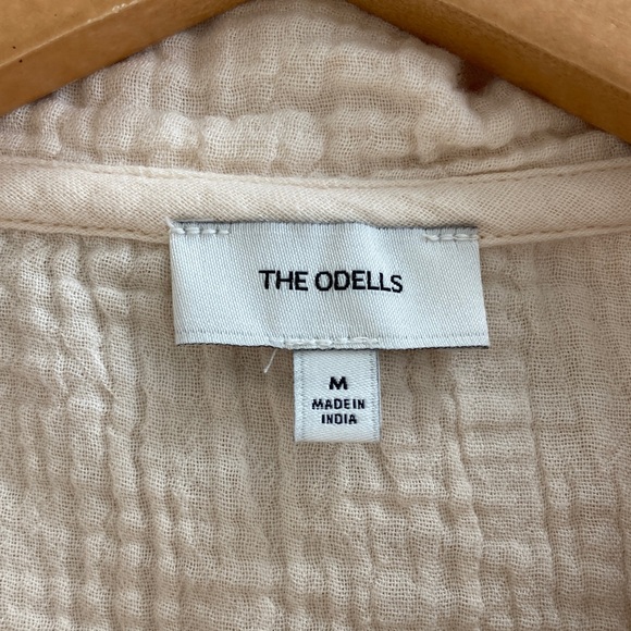 The Odell’s Savannah top in cream - Picture 2 of 8